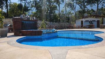 Alberca al aire libre