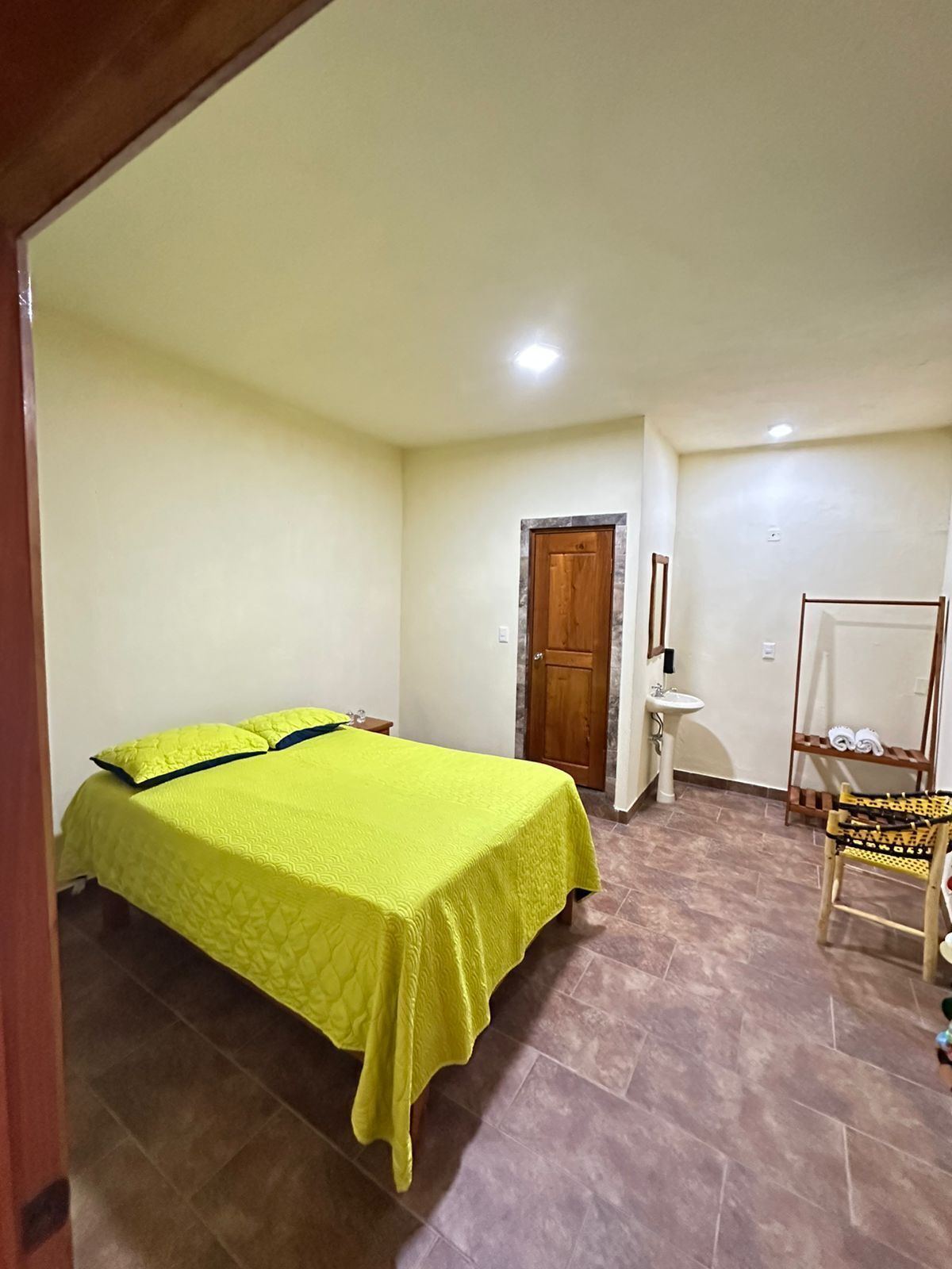 Hypo-allergenic bedding, down duvets, Tempur-Pedic beds