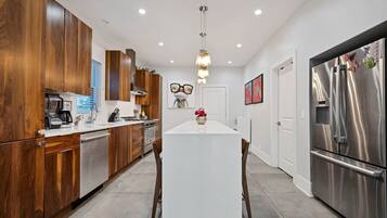 Fridge, microwave, oven, dishwasher