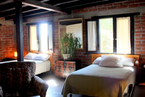 Cabin, 2 Double Beds, Mountain View | Individually decorated, individually furnished, iron/ironing board - Las Orquideas (Valle de Guadalupe)