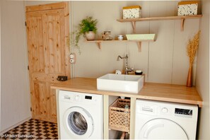 Interior - Retro style seaside house, La Torche surf spots, Pors Carn, pets allowed (Penmarc'h)