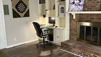 Smart TV, books, stereo