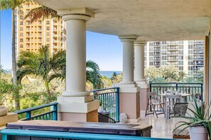 Property grounds - LUXURY KINGDAVID*3/2H*KINGBEDROOM*BEST LOCATION (Sunny Isles Beach)