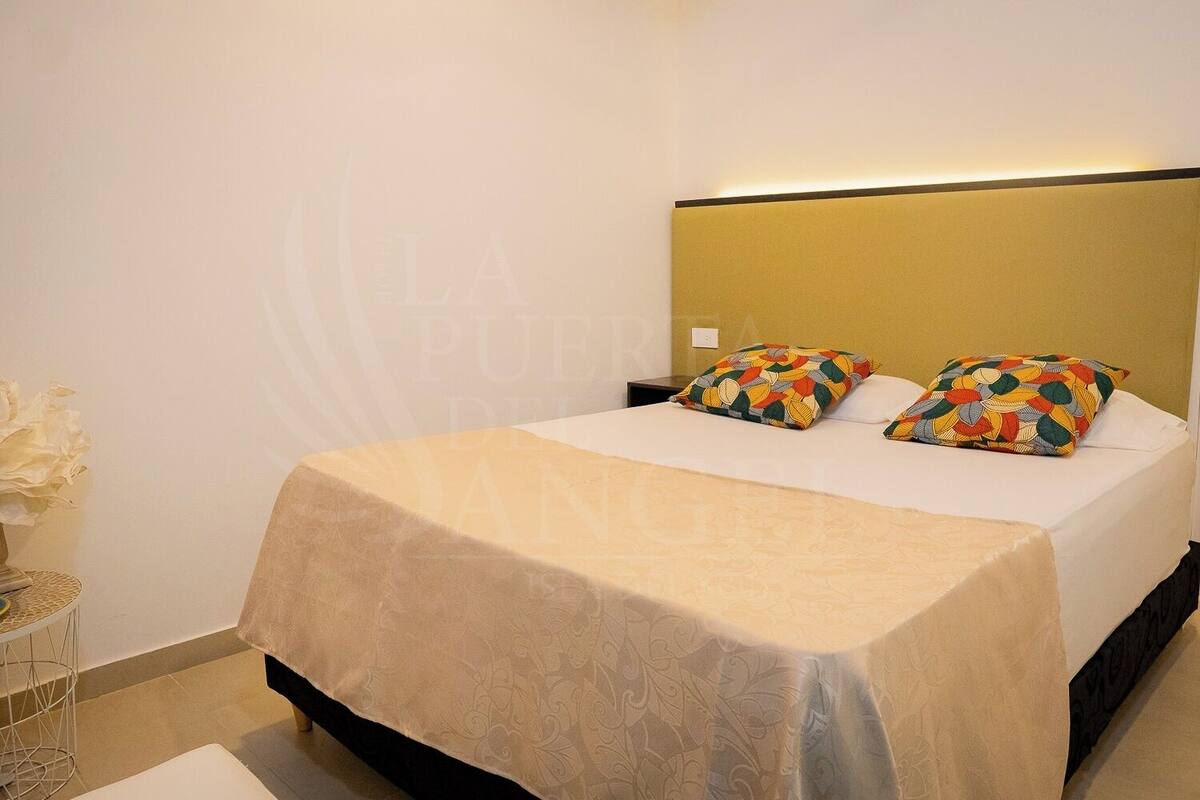 Economy Double Room, Courtyard View | Down comforters, laptop workspace, soundproofing, WiFi (free)