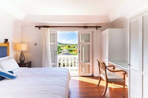 5 Schlafzimmer, Schreibtisch, Bügeleisen/Bügelbrett, kostenloses WLAN