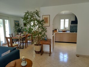 تناول الطعام