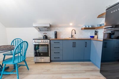 Jeannie & Clyde’s, a charming ocean view loft in Bay Bulls, NL.