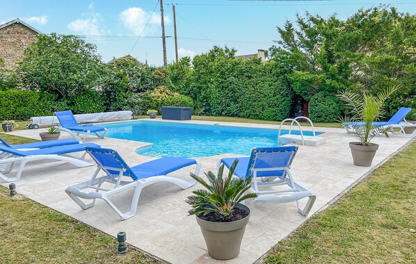 Pool - Lovely home in Saint Rabier (Saint Rabier)