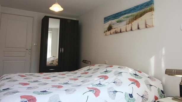 3 soverom, strykejern/-brett, reiseseng for barn og internettilgang