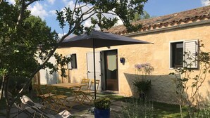 Outdoor dining - Côté Verger - VILLENEUVE (VILLENEUVE)