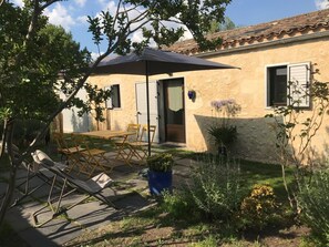 Outdoor dining - Côté Verger - VILLENEUVE (VILLENEUVE)