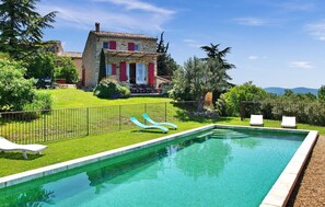 Pool - Nice home in Viens with WiFi (Viens)
