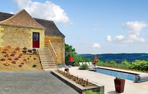 A heated pool - Amazing home in Saint Cyprien with WiFi (Saint Cyprien)