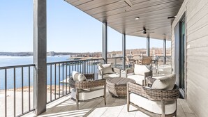 Unclassified image, 5 of 83, button - NEW Luxury Lakefront Condo w/ 2 Master Suites! 4D (Lake Ozark)
