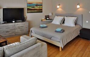 2 soverom, reiseseng for barn, wi-fi (inkludert) og sengetøy