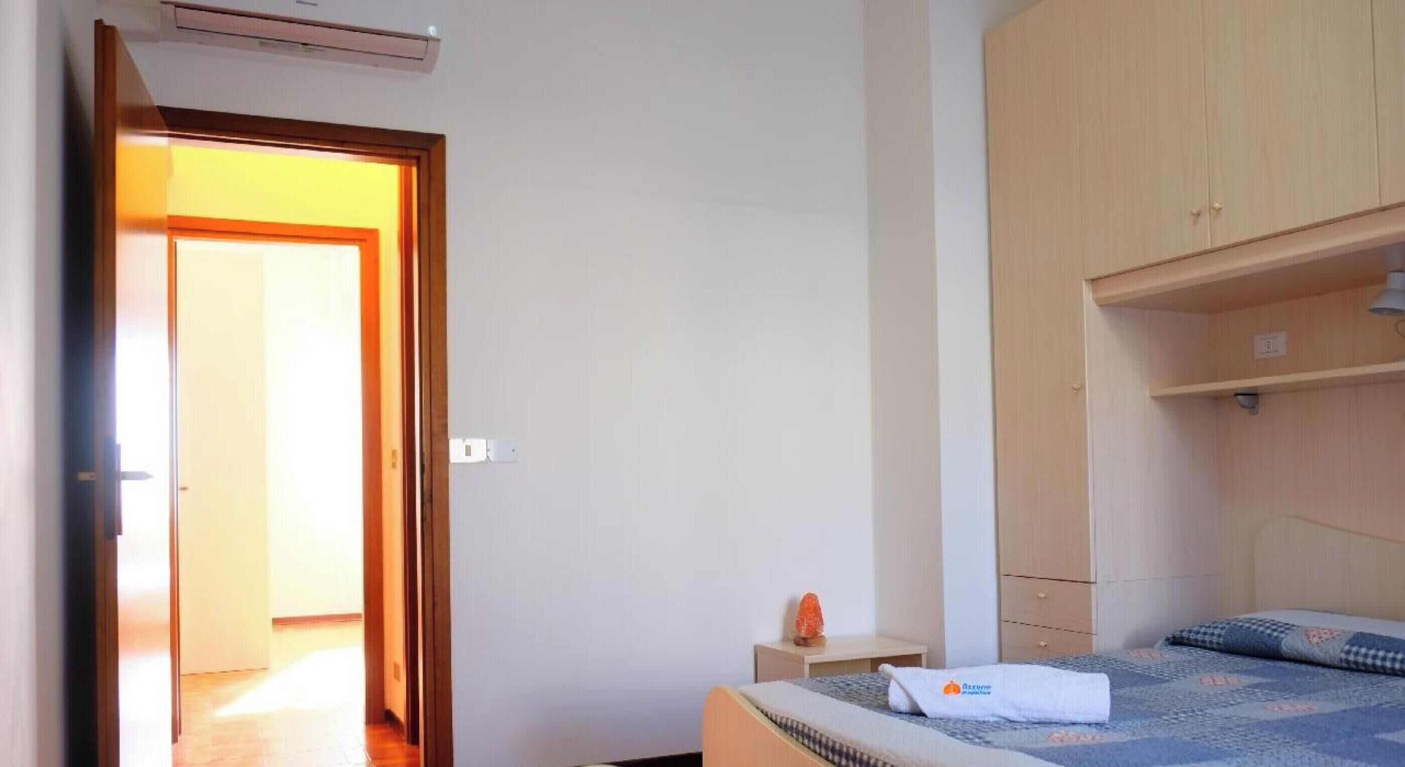 3 chambres, fer et planche à repasser, Wi-Fi, draps fournis