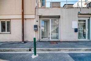 Exterior detail - Holiday Apartment "Toulouse Gare Et Métro 3mn À Pied" with Wi-Fi (Toulouse)