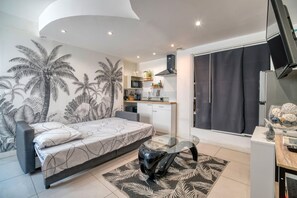 1 bedroom, iron/ironing board, free WiFi, bed sheets