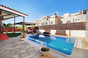 Pool - Holiday Home 'Goleta' with Private Pool, Wi-Fi and Air Conditioning (El Puerto de Santa María)