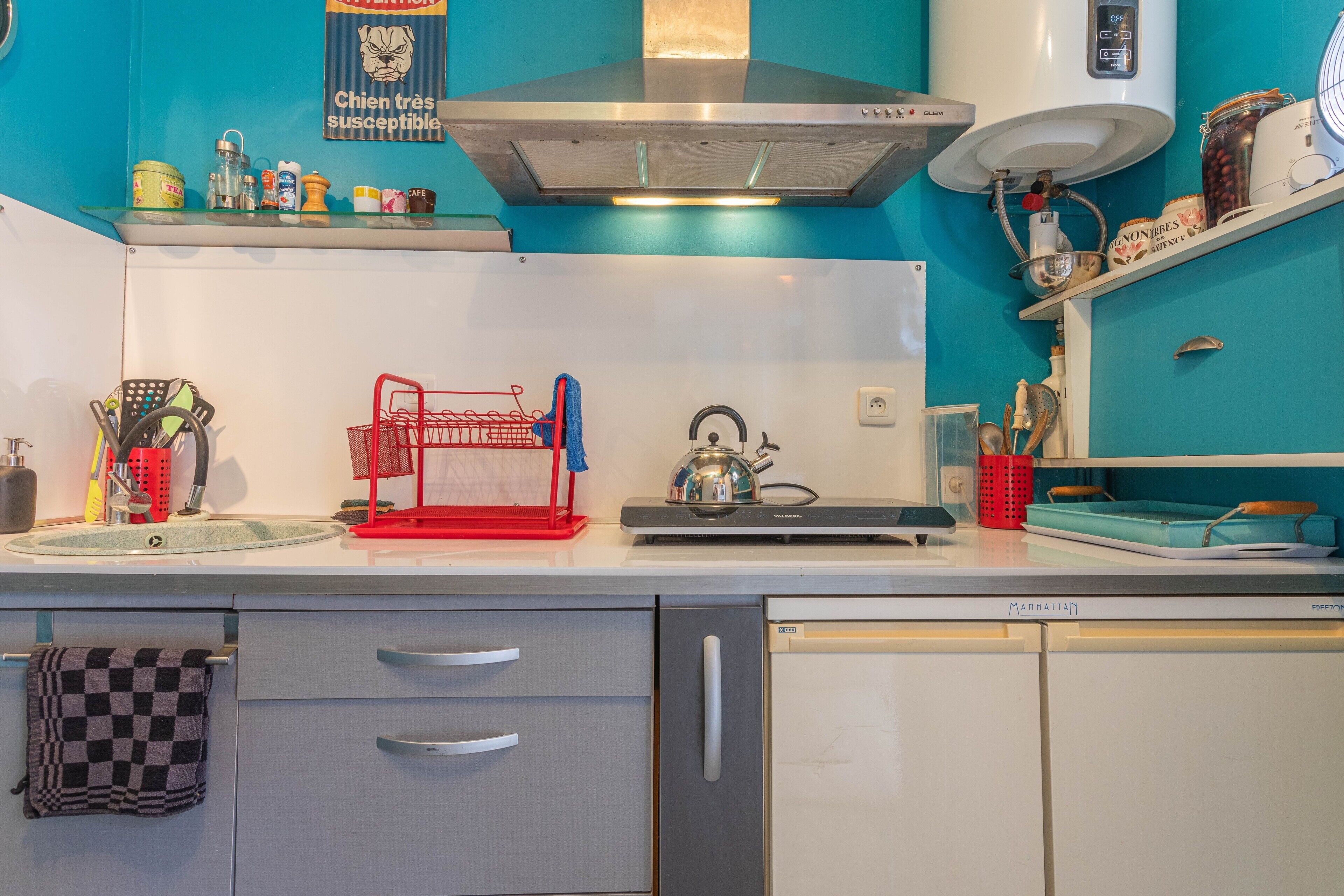 冰箱、微波炉、烤箱、炉灶