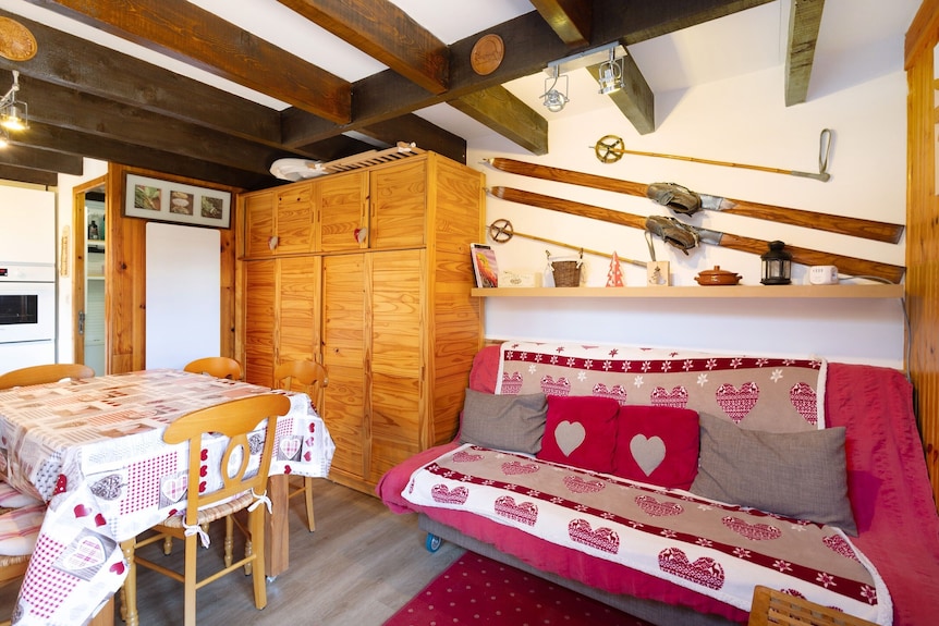 Chalet 'Petit Chalet' Semi-detached At Pyrénées 2000 With Mountain View, Private Terrace And Wi-fi - Bolquère