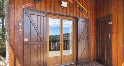 Chalet 'Petit Chalet' semi-detached at Pyrénées 2000 with mountain view, private terrace and Wi-Fi