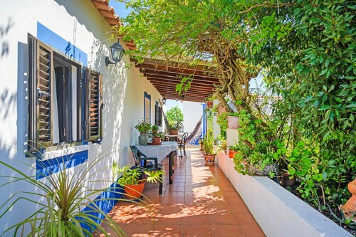 Country House 'Monte Da Bárbara' with Private Terrace, Garden and Wi-Fi