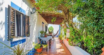 Petite maison "Monte Da Bårbara" avec terrasse privée, jardin privé et Wi-Fi