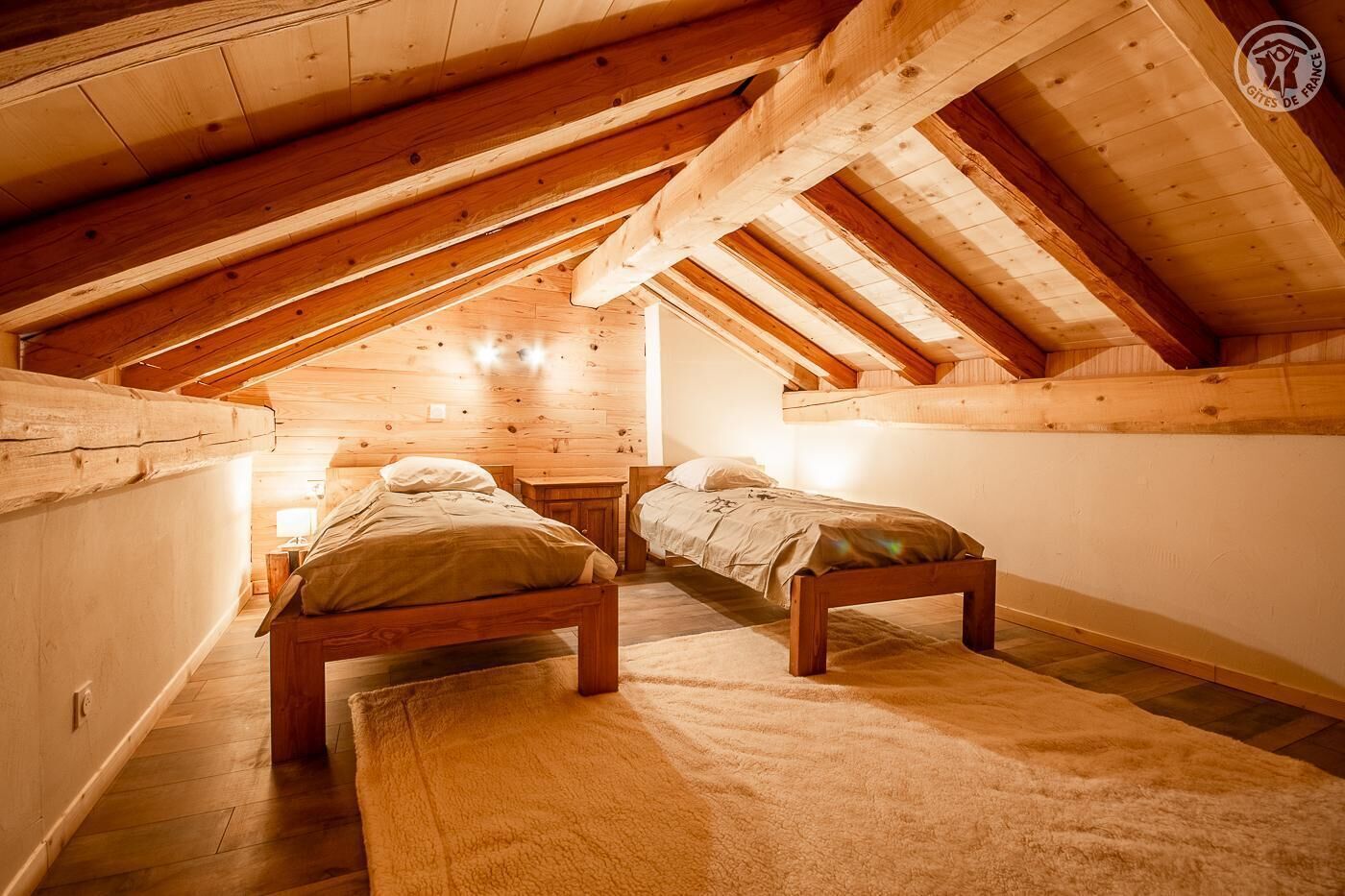 2 chambres, fer et planche à repasser, lit parapluie, Wi-Fi gratuit