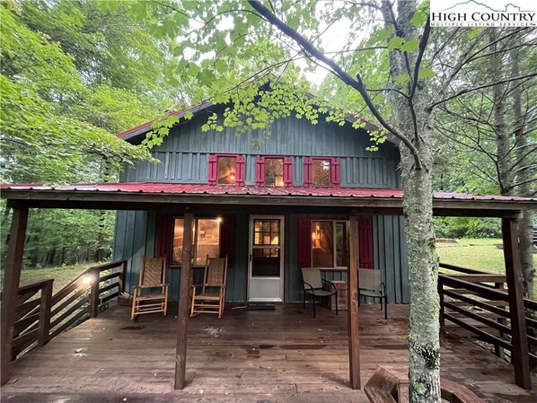 Exterior - Hygge Hideaway - Top of the Mountain! Newland, Spruce Pine, Grandfather Mtn (Newland)