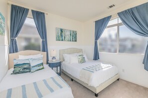4 bedrooms, desk, iron/ironing board, free WiFi