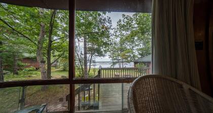 Sand Bay: 2-Bedroom Cottage #3