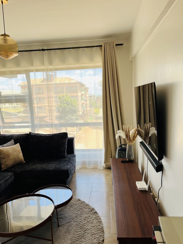 Smart TV - T’s Stylish One Bedroom Duplex Apartment in Nairobi, Kinoo (Nairobi)