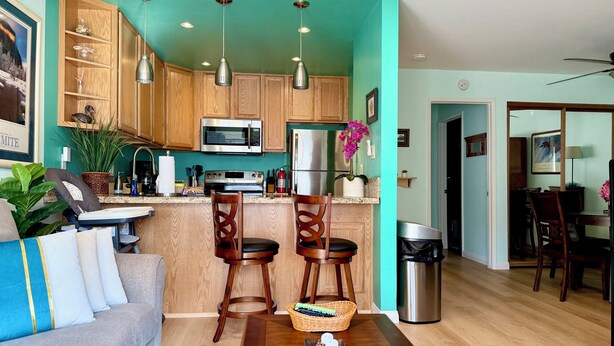 Smart TV, fireplace, video games, DVD player - Cozy/Relaxing Retreat in the 💖 of Mammoth, near 🏔⛷❄️🏌️🏊‍♀️🌊 (Mammoth Lakes)