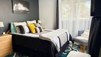 1 slaapkamer, een strijkplank/strijkijzer, reisbedje, gratis wifi