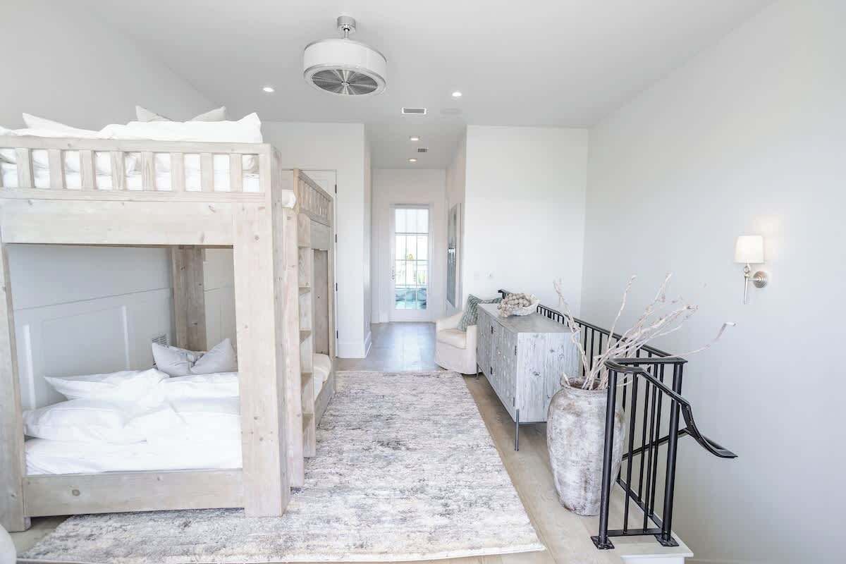 6 bedrooms, iron/ironing board, travel cot, free WiFi