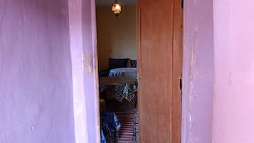 Classic Single Room | Free WiFi