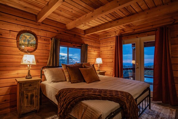 5 chambres, accès au Wi-Fi (inclus), literie fournie