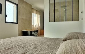 4 sovrum, resesäng, gratis wi-fi och sängkläder