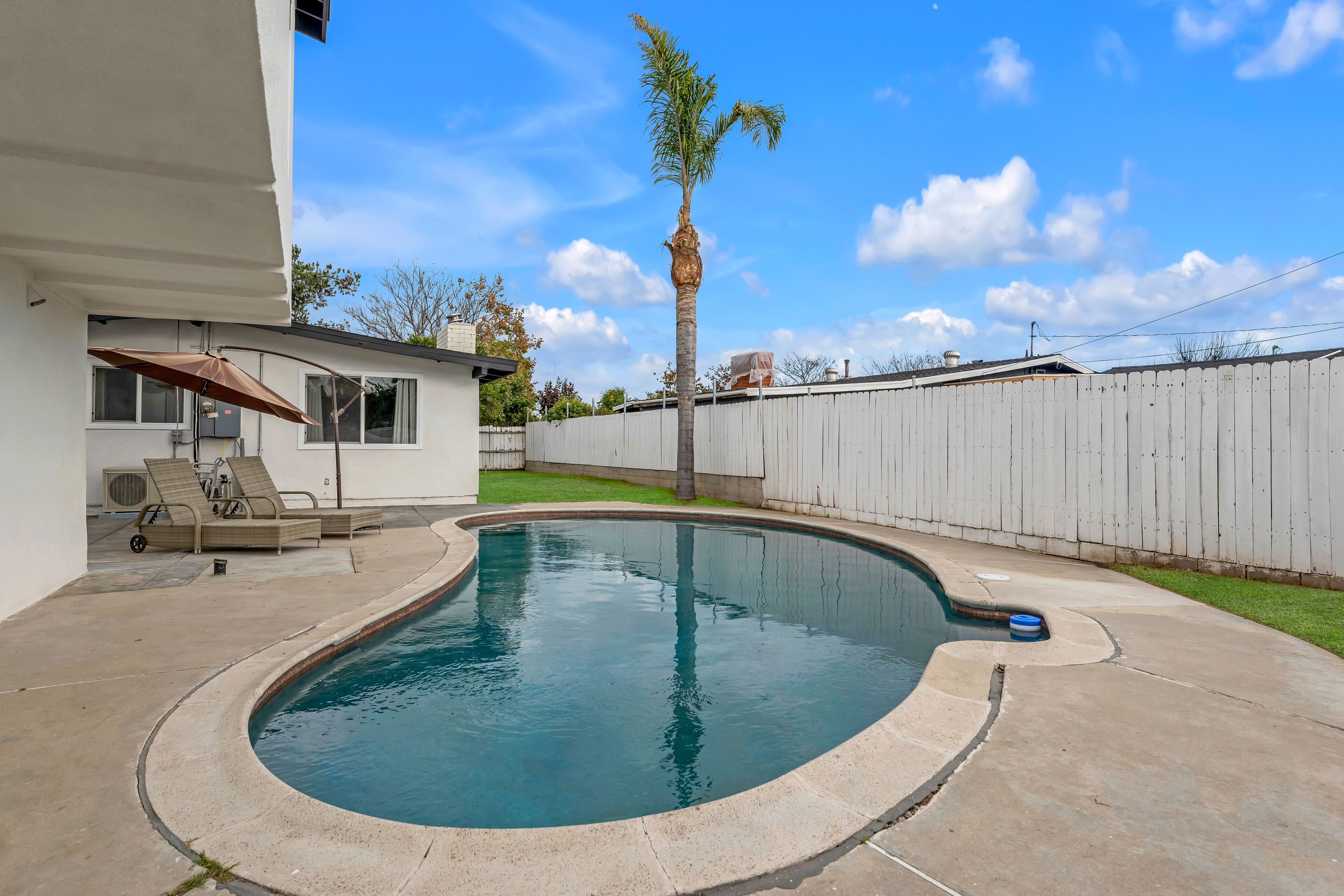 Serenity Escape w/Pool in LA