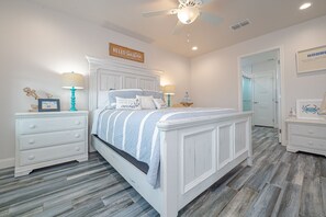 4 dormitorios, tabla de planchar con plancha, wifi y ropa de cama