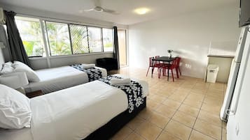 Standard Apartment, 1 Bedroom | Living area