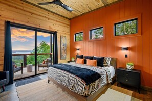 6 dormitorios, escritorio, tabla de planchar con plancha y cuna de viaje