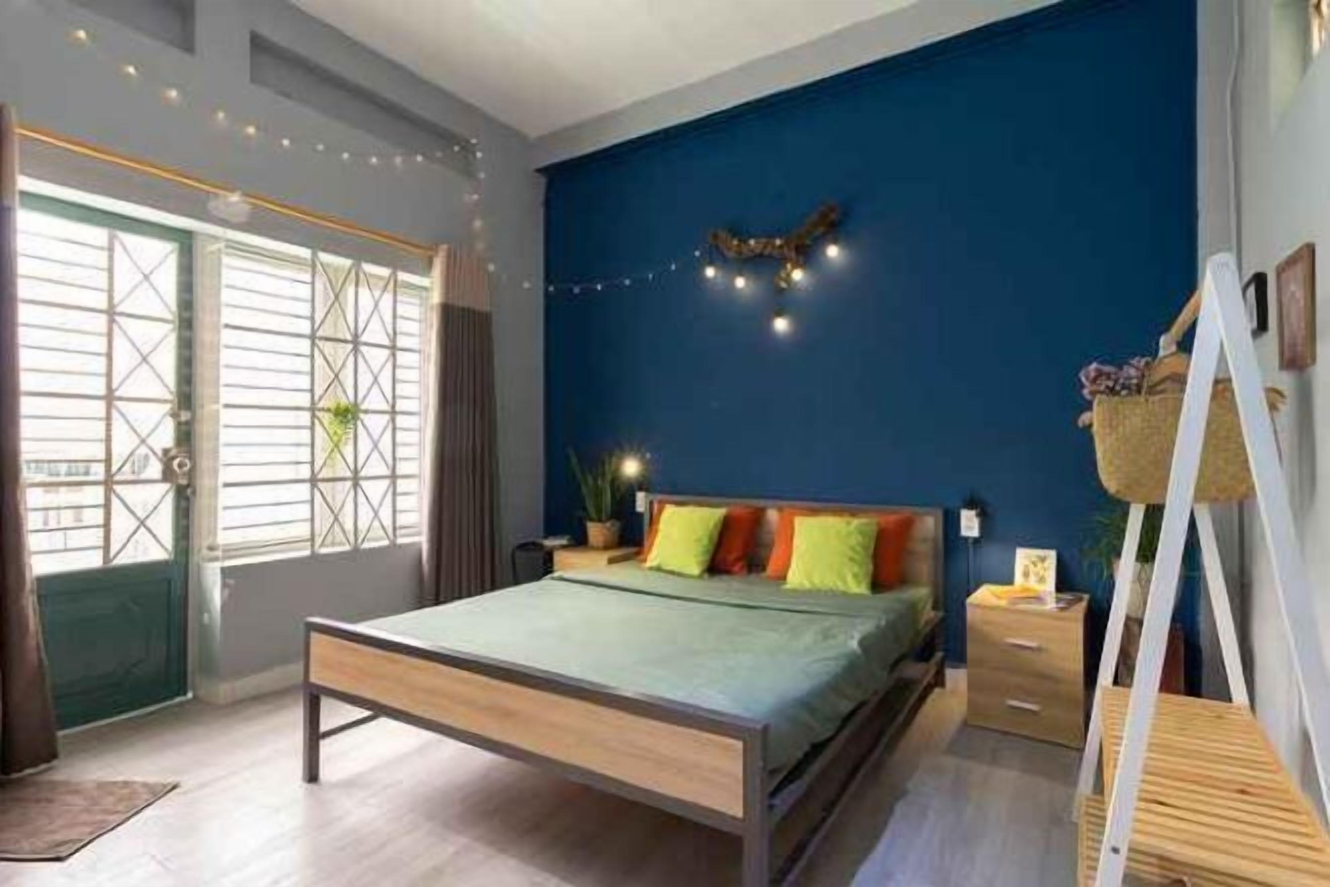 Ropa de cama de alta calidad y escritorio 