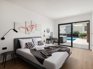 6 habitaciones, escritorio y wifi 
