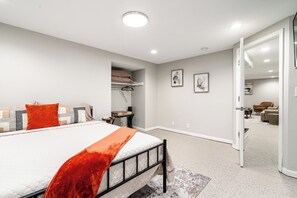 5 makuuhuonetta, silitysrauta/-lauta, ilmainen Wi-Fi