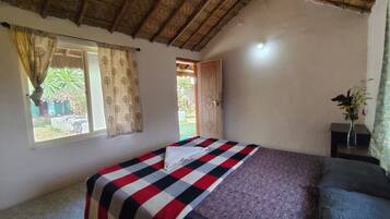 4 chambres, fer et planche à repasser, Wi-Fi