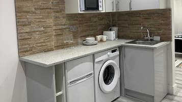 Fridge, microwave, oven