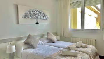 2 Schlafzimmer, Bügeleisen/Bügelbrett, Reisekinderbett, kostenloses WLAN