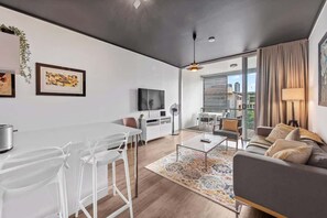 TV connectée, espaces bureaux